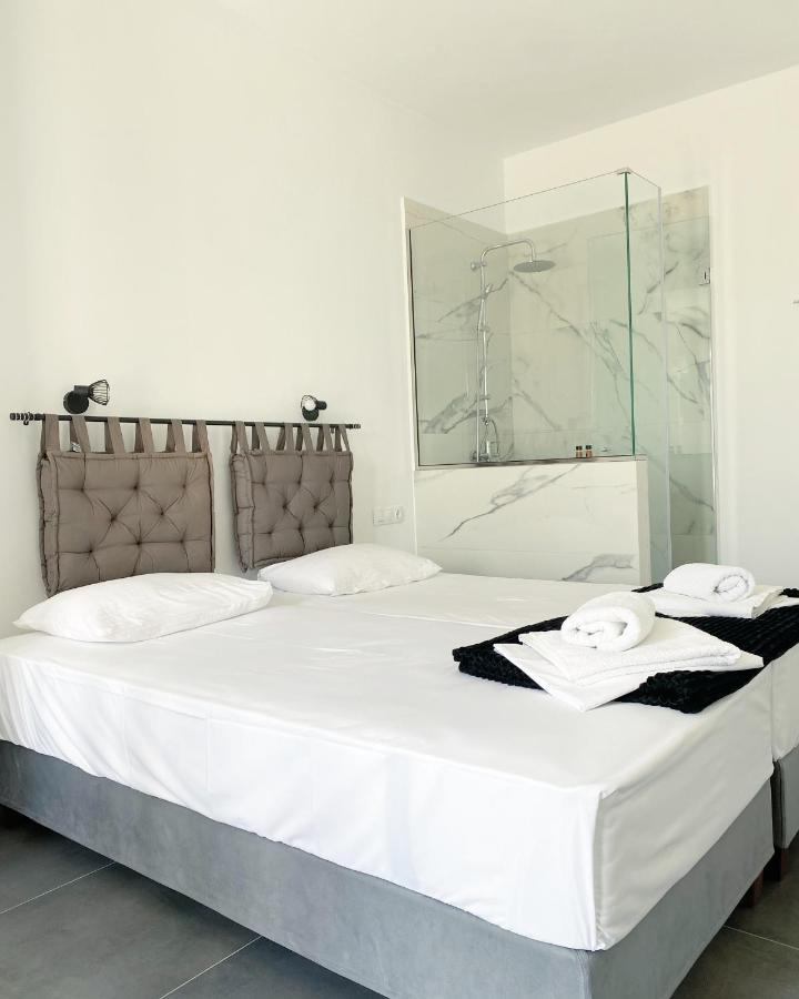 Fikas Hotel Naxos City Exteriör bild