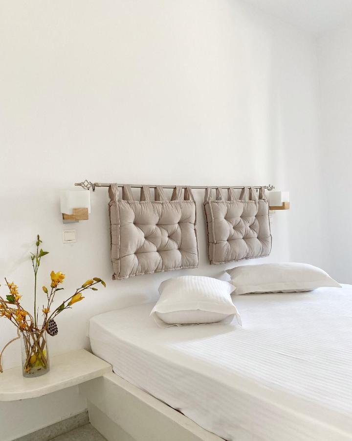 Fikas Hotel Naxos City Exteriör bild