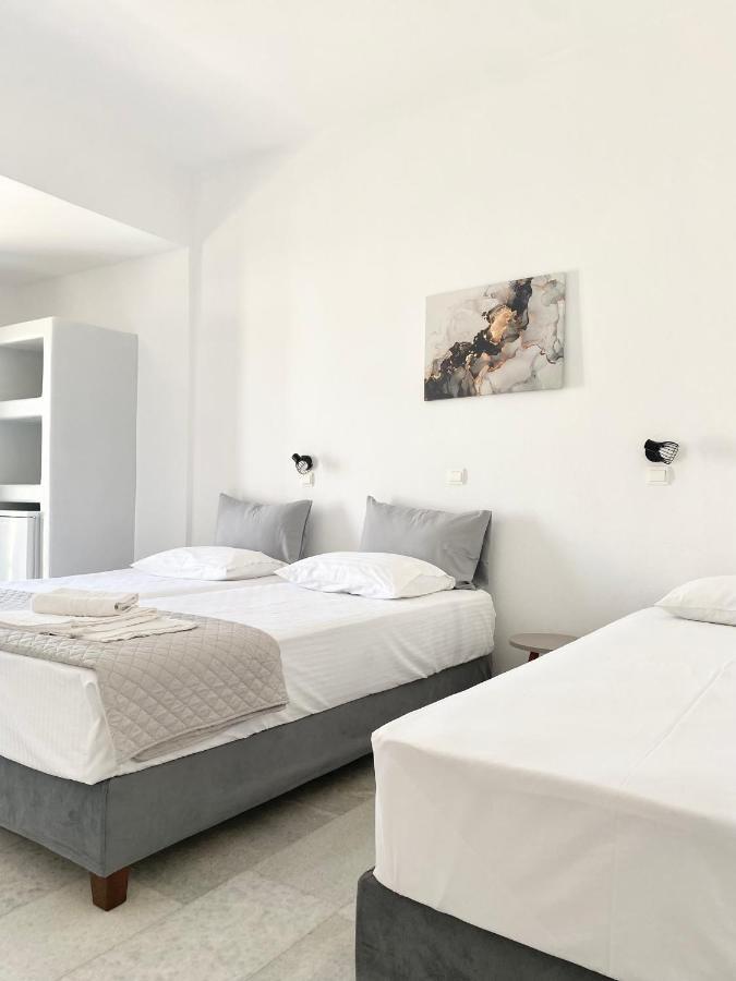 Fikas Hotel Naxos City Exteriör bild