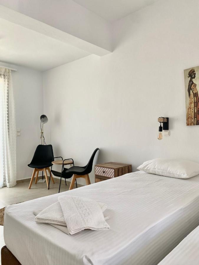 Fikas Hotel Naxos City Exteriör bild