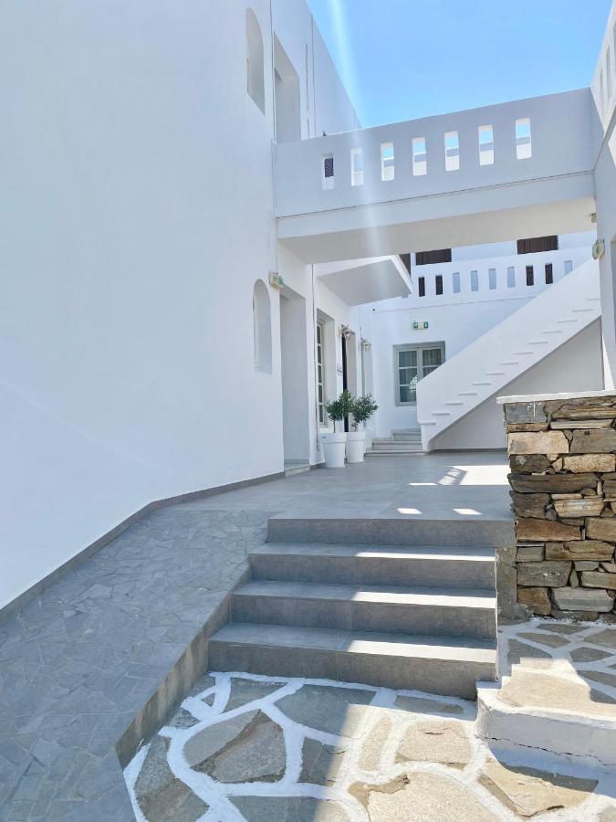 Fikas Hotel Naxos City Exteriör bild