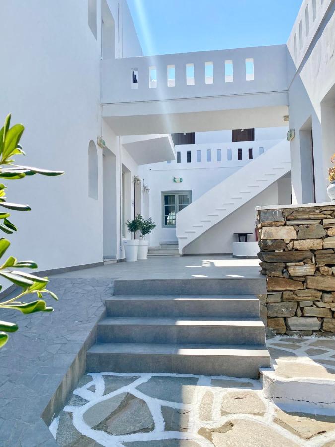 Fikas Hotel Naxos City Exteriör bild