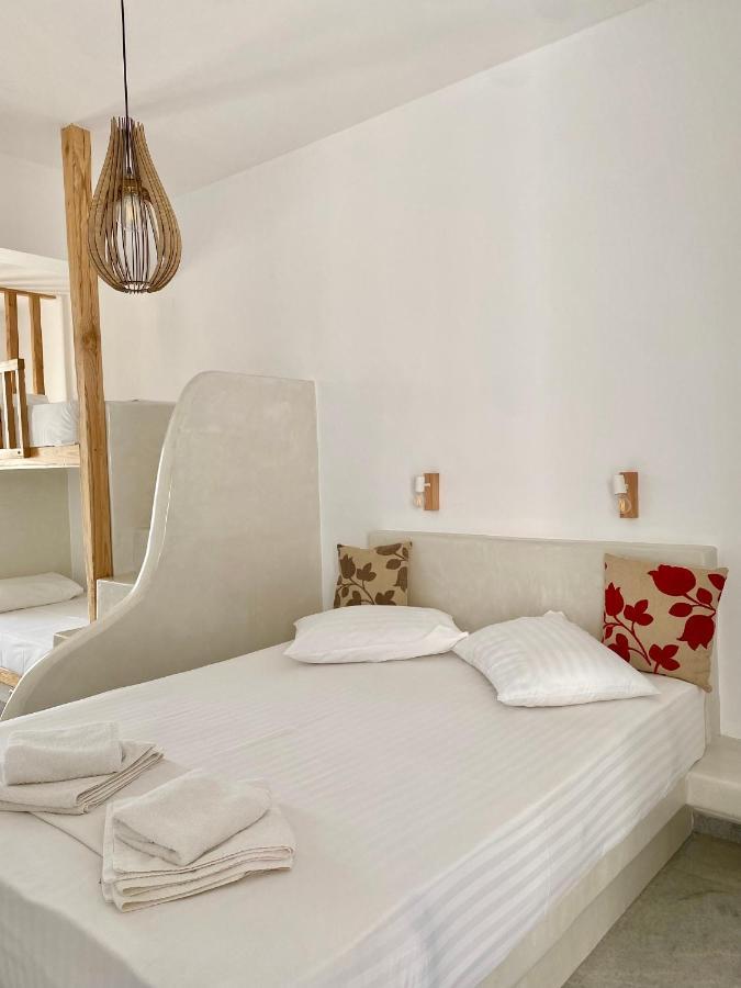 Fikas Hotel Naxos City Exteriör bild