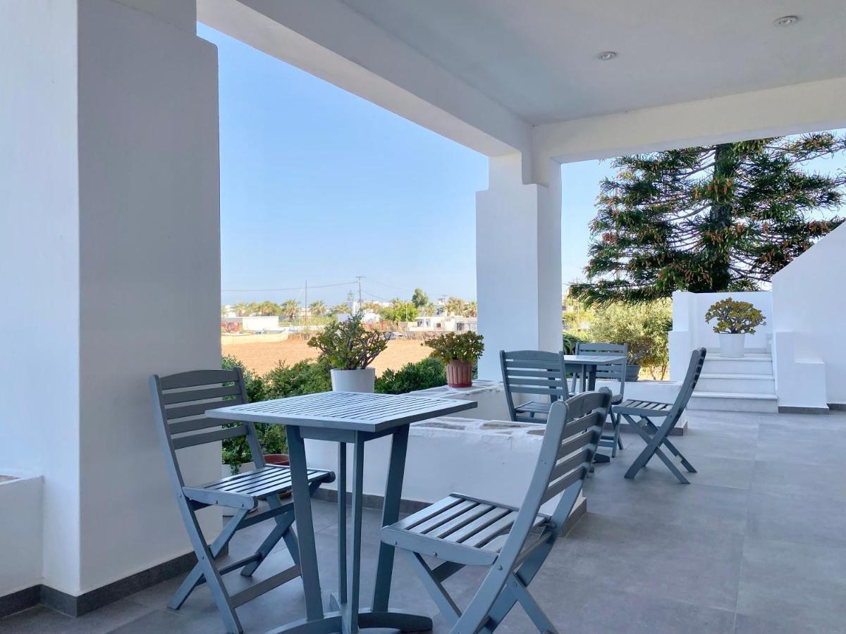 Fikas Hotel Naxos City Exteriör bild