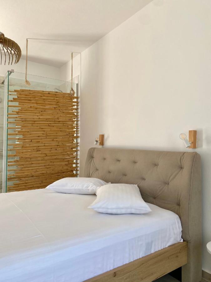 Fikas Hotel Naxos City Exteriör bild